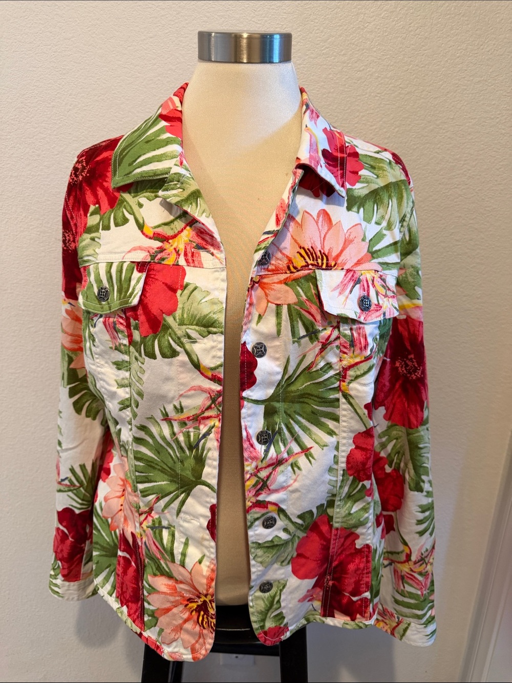 French Laundry Tropical Print Women's Button Jacket - White/Green/Pink